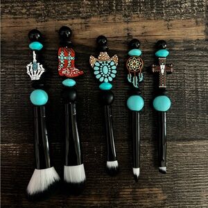 Turquoise and Black Makeup Brush Set